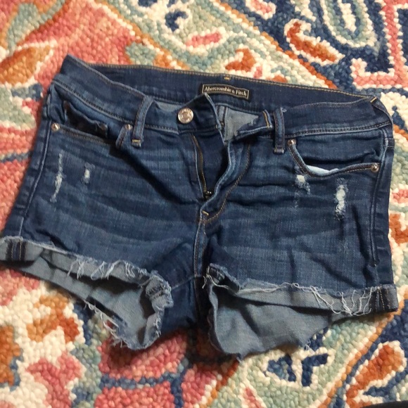 Abercrombie Jean shorts - Picture 1 of 2